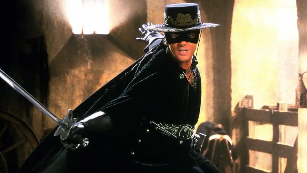 Antonio Banderas, Zorro’nun devam filminde “meşaleyi” Tom Holland’a devretmek istiyor