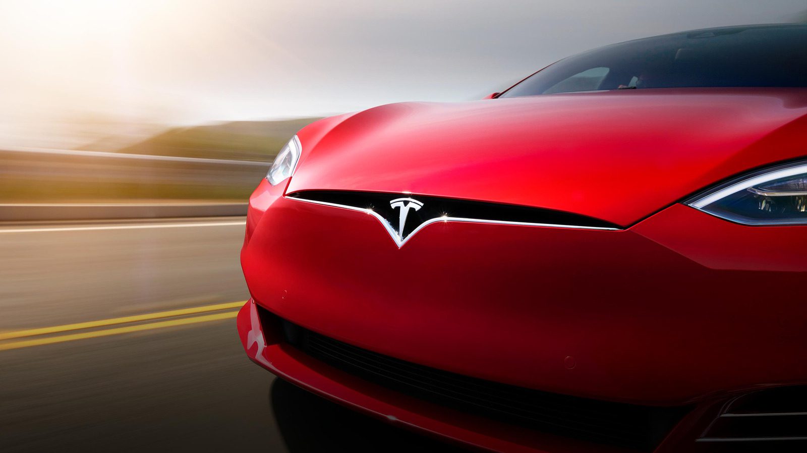 Bu Tesla Supercar, Elon Musk’ın Yapmasını İstediğimiz Elektrikli Arabaların Geleceği