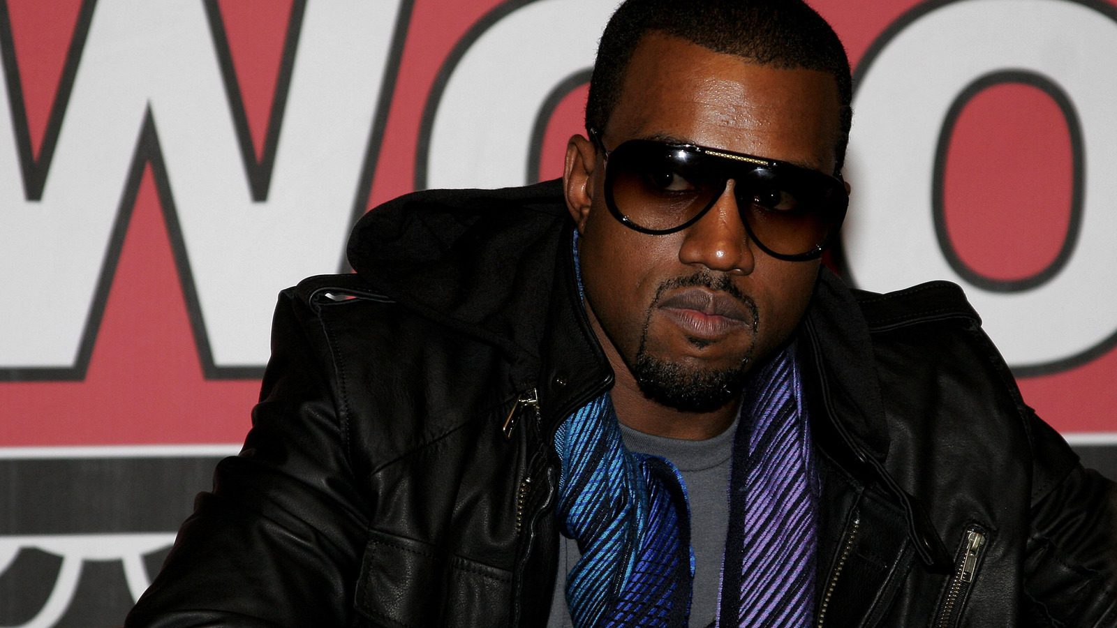Kanye West Artık Twitter-Rival Parler’ı Satın Almıyor
