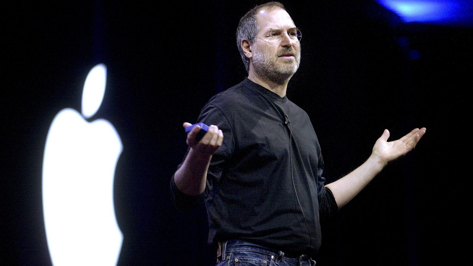 Steve Jobs, Apple’ın İkonik Logosunu Nasıl Etkiledi?