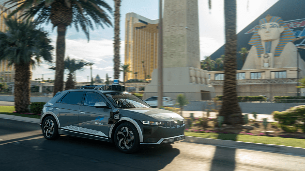 Uber ve Otonom Araç şirketi Motional, büyük şehirlerde sürücüsüz yolculuklar başlatıyor