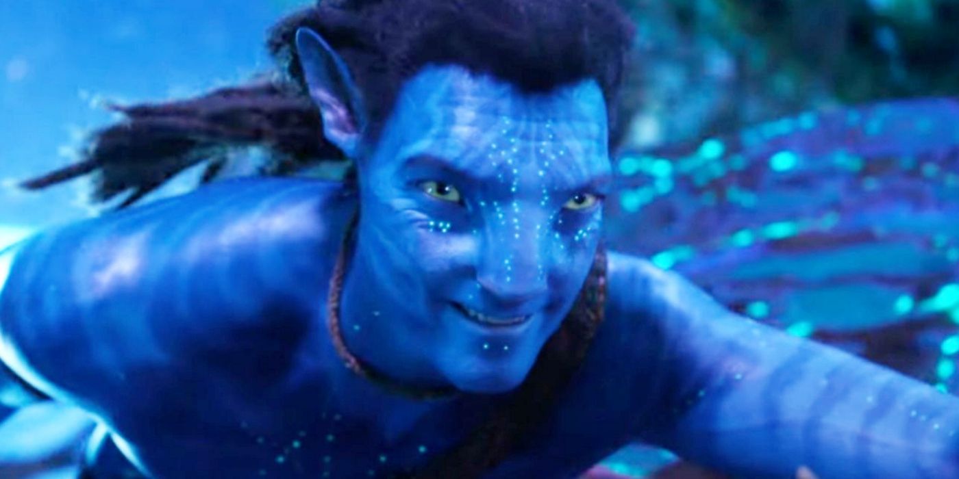 Jake Sully, Avatar The Way of Water'da su alanının etrafında yüzüyor
