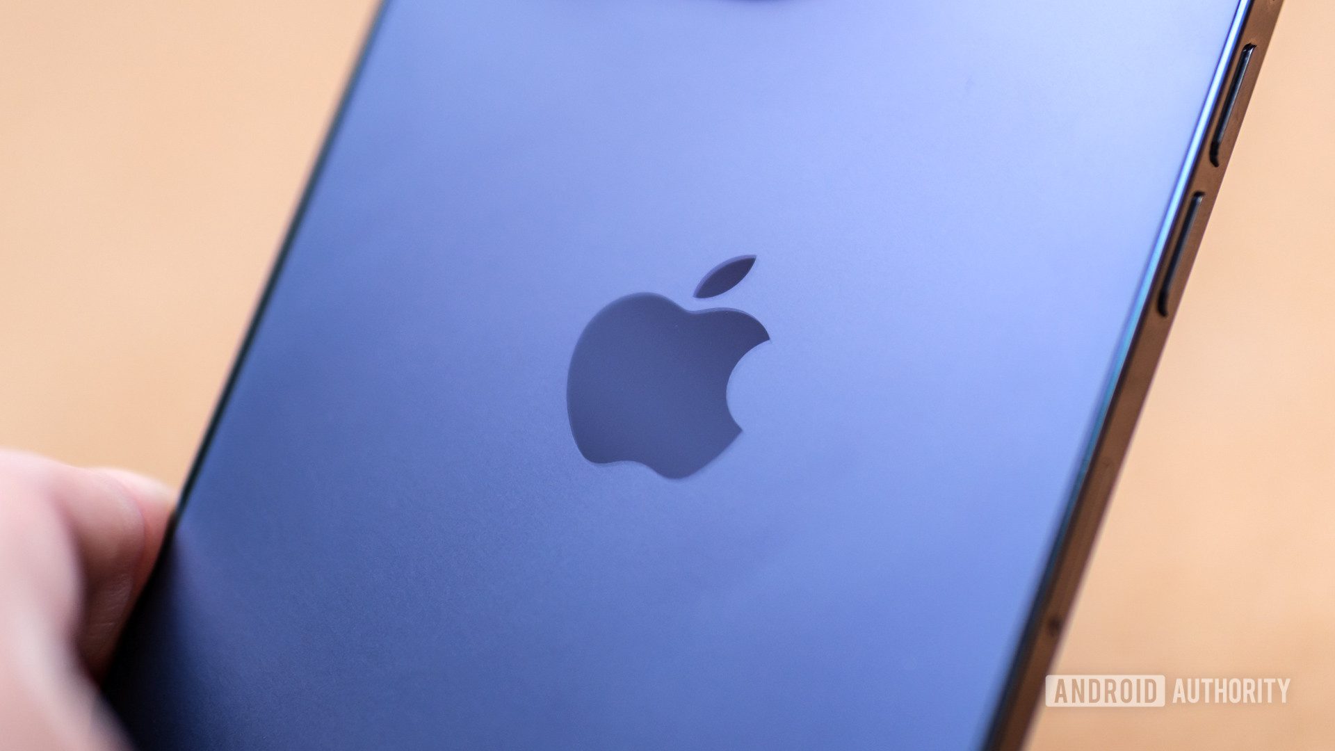 iPhone 15 Pro fiyatı bu yıl artabilir: Bu Android için ne anlama geliyor?