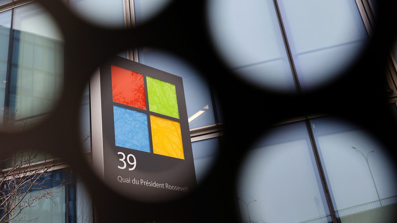 Microsoft 365 Hizmetleri, Outlook’u ve Ekipleri Etkileyen Sabahın Erken Saatlerinde Büyük Kesinti Yaşıyor