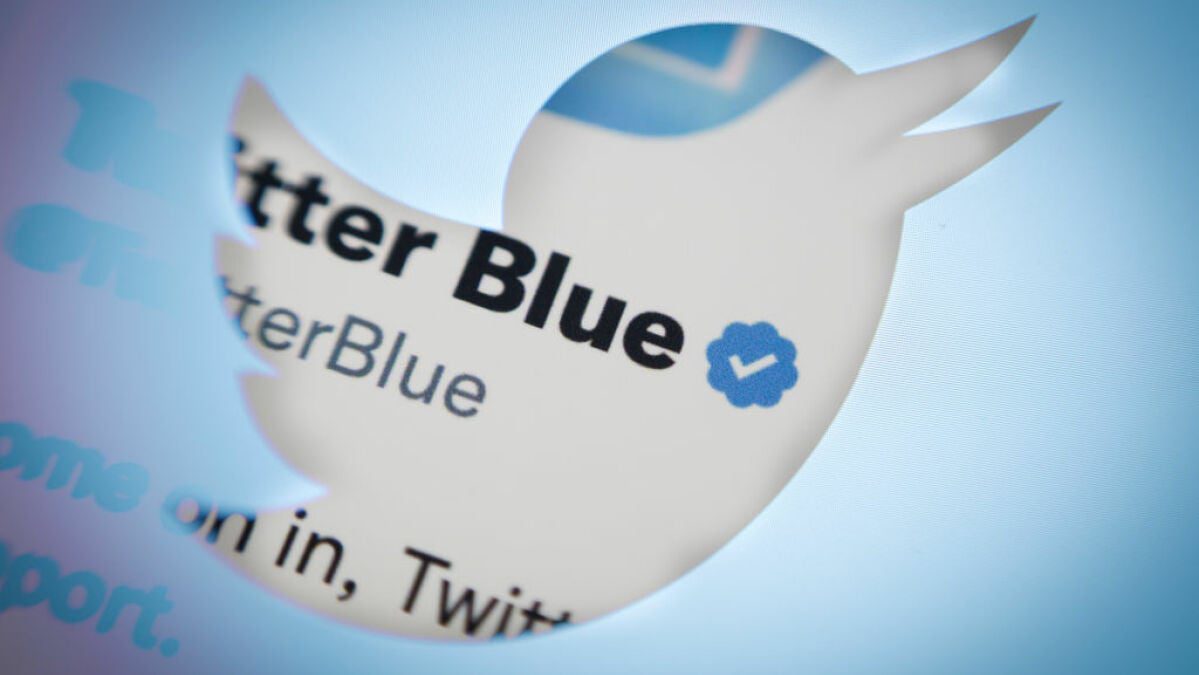 Twitter’ın doğrulanmış mavi tik rozetleri artık ücretli olanlarla aynı