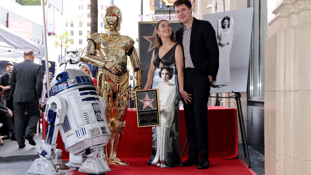Carrie Fisher, Harrison Ford, Mark Hamill ve Hollywood Walk of Fame’de Yıldızı Olan Diğer 9 ‘Star Wars’ Aktörü