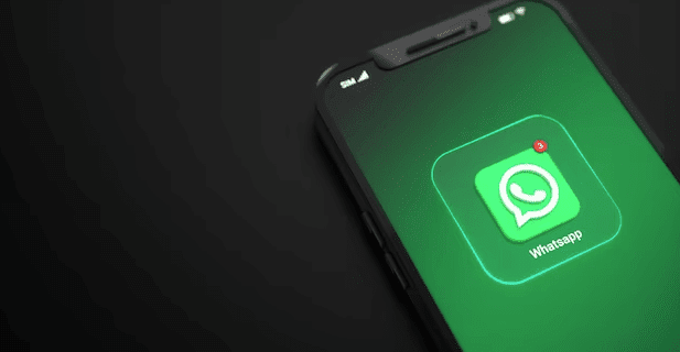WhatsApp’ta Mesajlara Emoji Nasıl Eklenir?