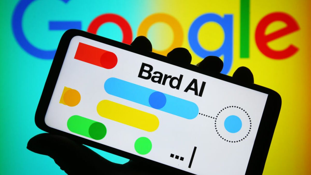 Google Pixel telefonlar özel bir Bard widget’ına sahip olabilir
