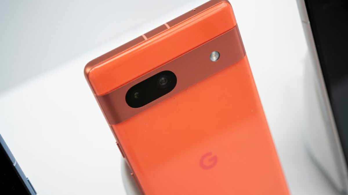 Google Pixel telefonlar araç kamerası özelliğine sahip olabilir