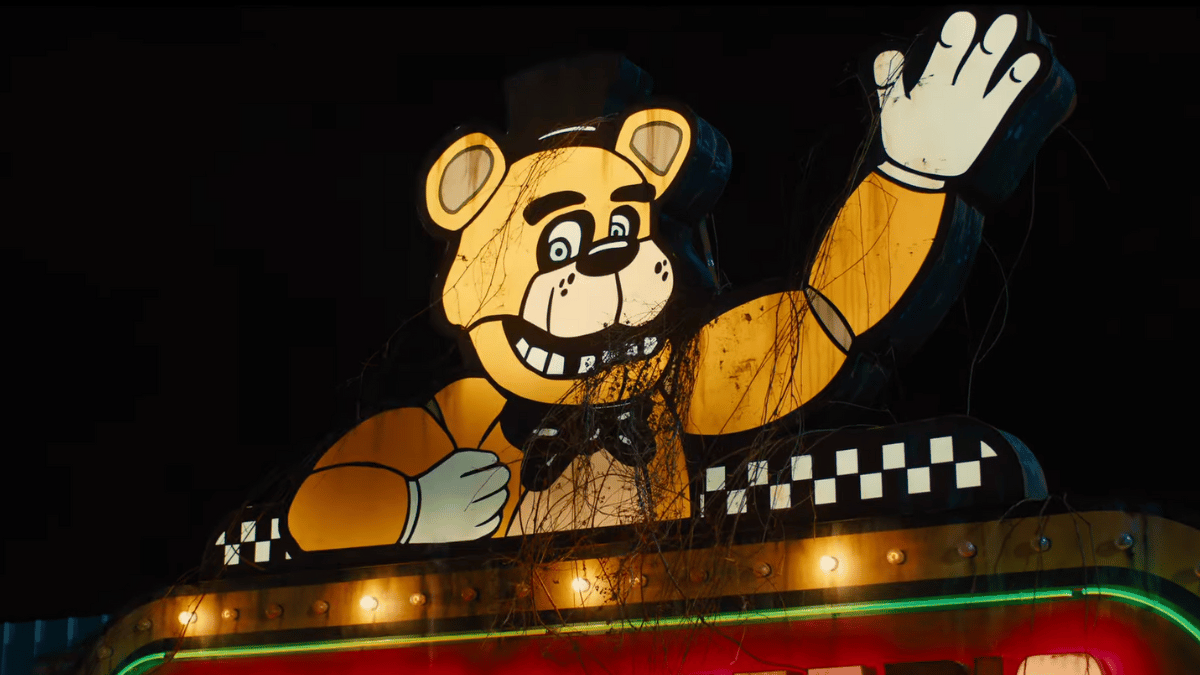 'Five Nights at Freddy's' teaser fragmanında Freddy'yi pizzacının tepesinde gösteren bir neon tabela