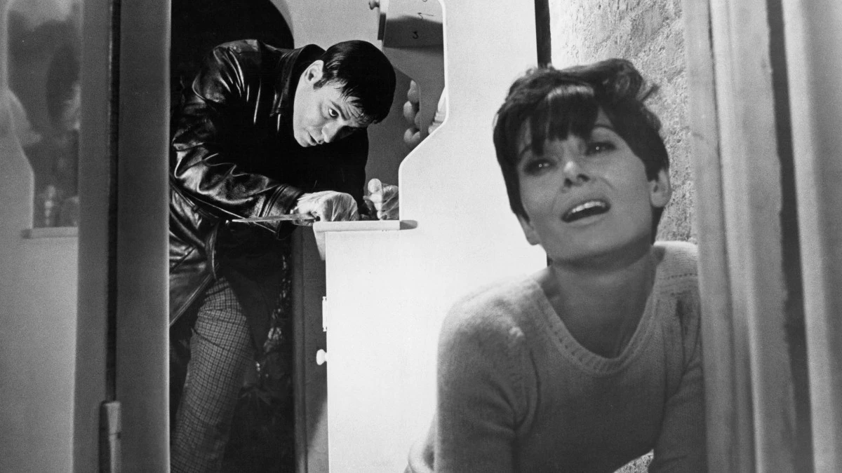 Alan Arkin ve Audrey Hepburn