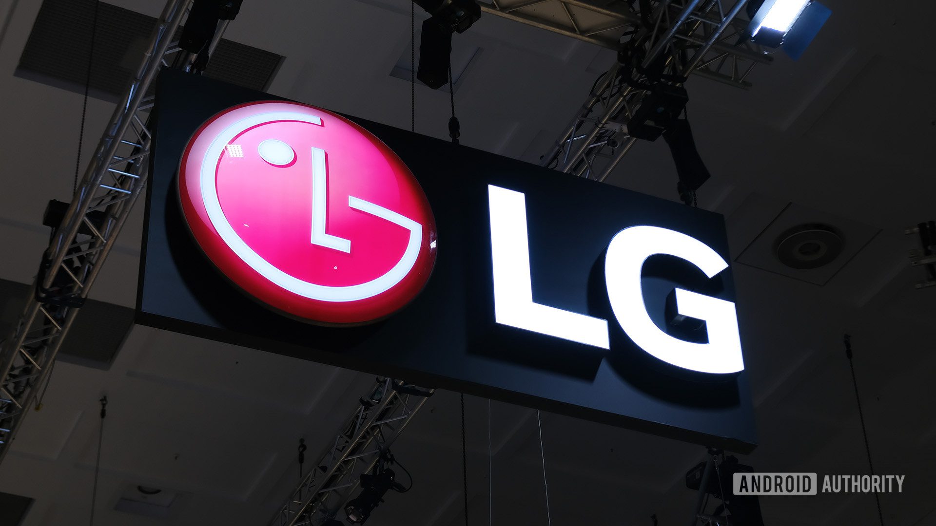 LG, TV’leri ve diğer ürünleri reklam ve abonelik makinelerine dönüştürebilir