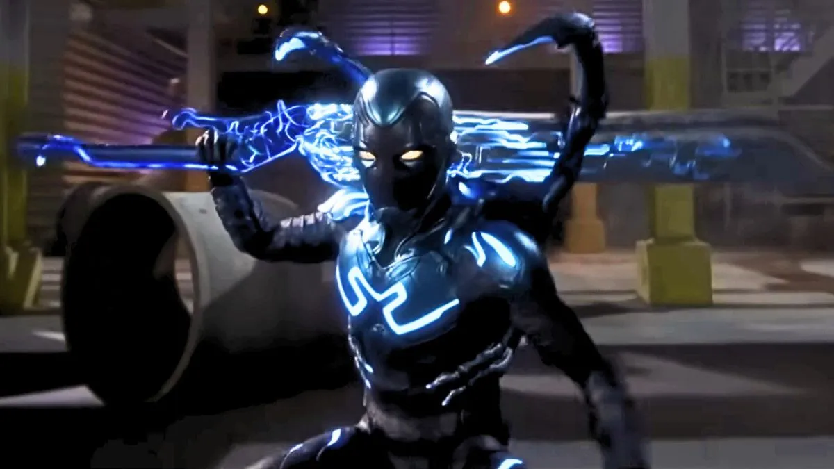 Warner Bros. Onu Gömmeye Çalışıyor Olabilir, Ama ‘Mavi Böcek’ Fragmanı Hala Bir DC Ordusu Topluyor