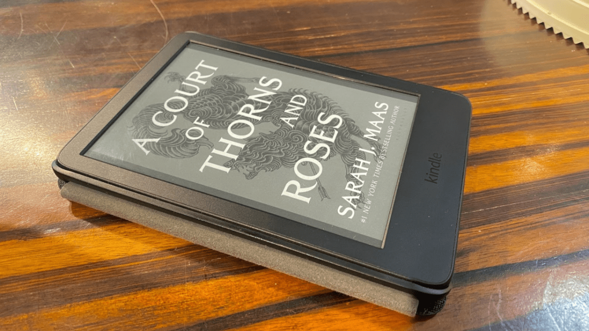 Gözden Geçirme: Amazon’un en yeni Kindle’ı mükemmel bir başlangıç ​​e-okuyucusu