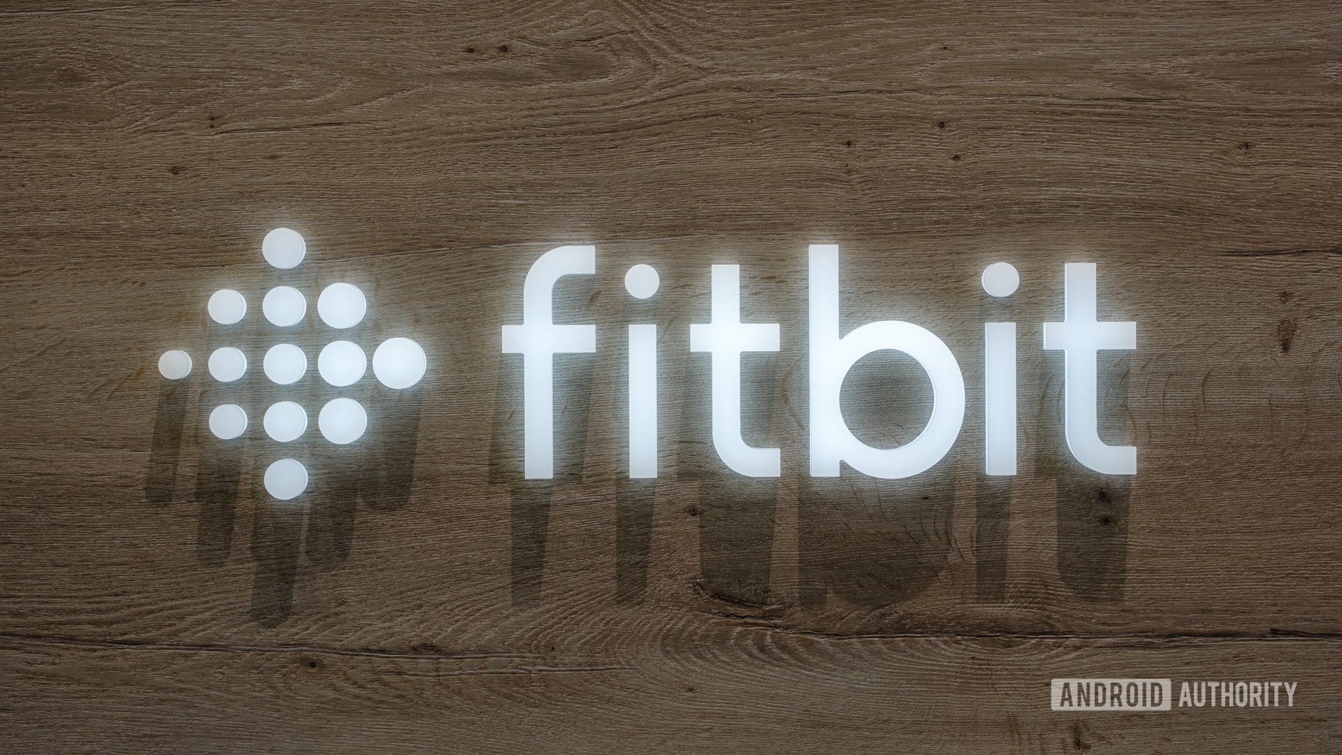 Fitbit, Fitbit Charge 6’nın duyuru tarihinin ne olabileceğini anlatıyor
