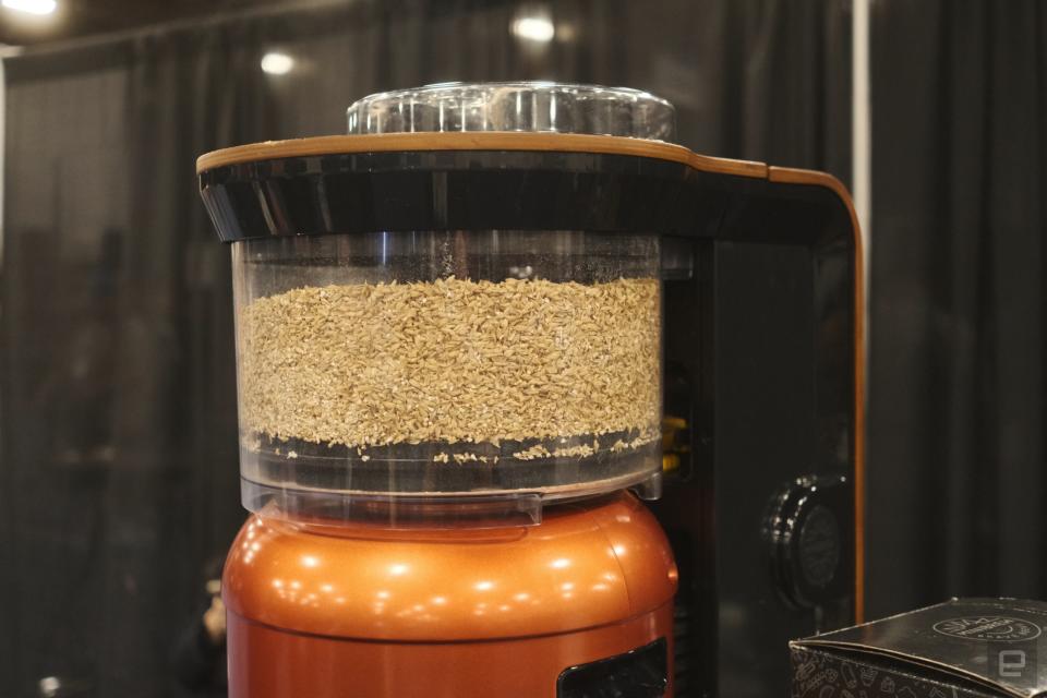 Exobrew, evde bira yapımını yeni başlayanlar için uygun hale getirmeye çalışan en yeni makinedir