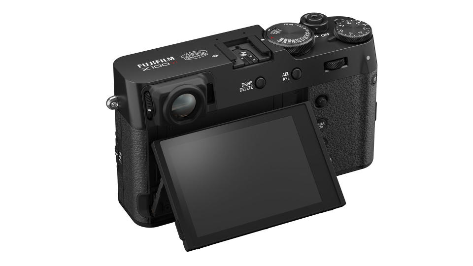 Fujifilm kült klasiği daha hızlı 1.600 dolarlık X100VI kompakt fotoğraf makinesiyle yeniliyor