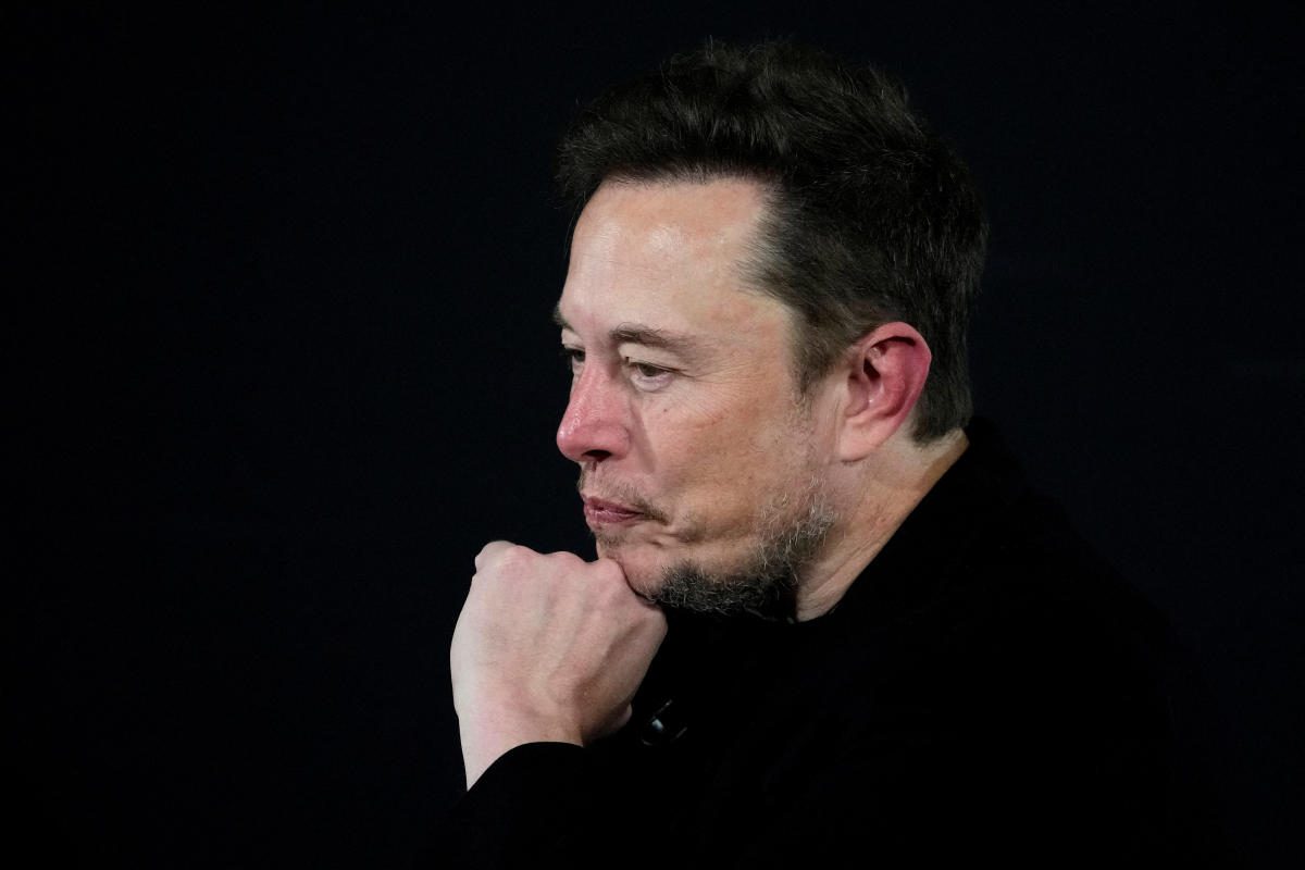 Mahkeme Elon Musk’a SEC’in Twitter’ı devralmasına ilişkin soruşturmasında ifade vermesini emretti