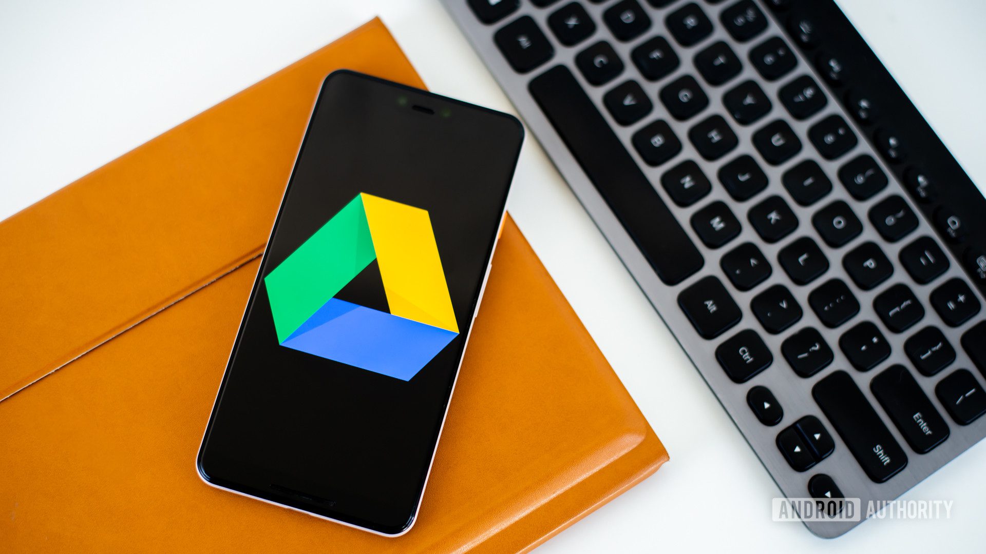 Google Drive video oynatma hızı artıyor, mobil aramayı geliştiriyor